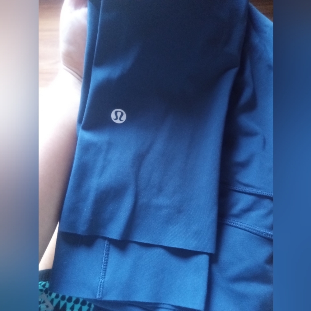 Lululemon Fast and Free Crop II 19" *Non-Reflective-True Navy- Size 6 - Picture 10 of 13